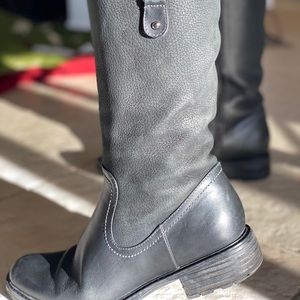 Black leather waterproof riding boots